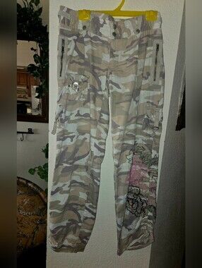 Venus Camo  Beaded Cargo Pants Sz 2.